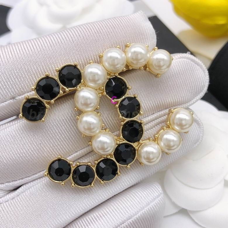 Chanel Brooch 476